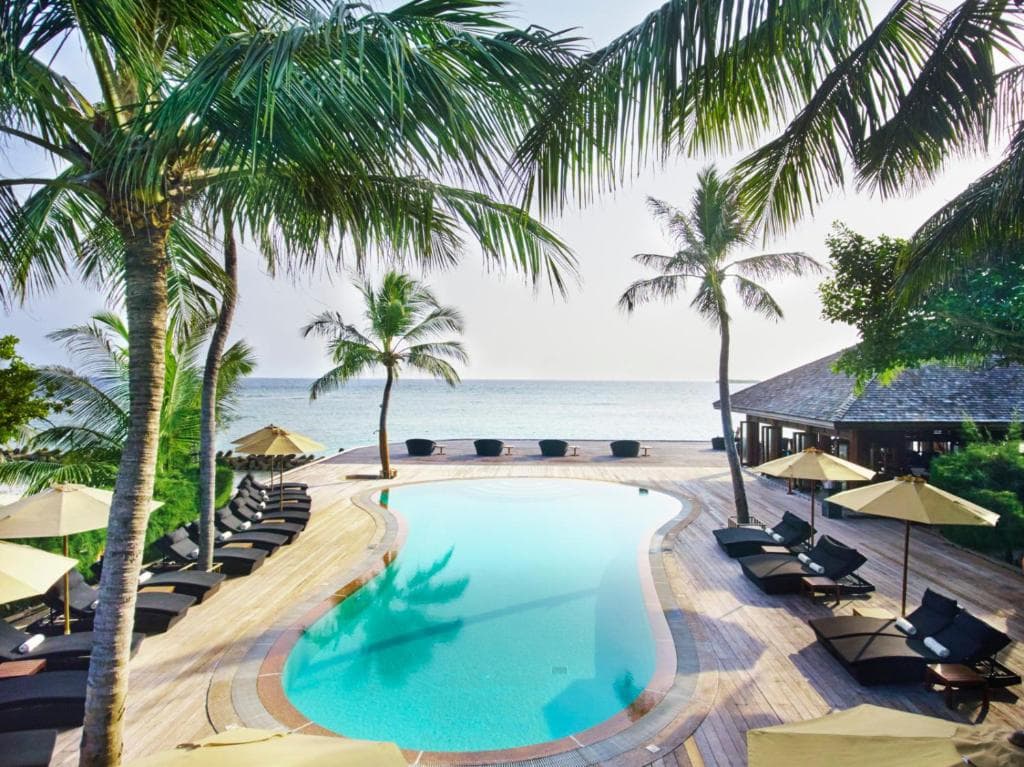 holidayxxl präsentiert: Luxus-Resorts und Wasservillen auf den Malediven