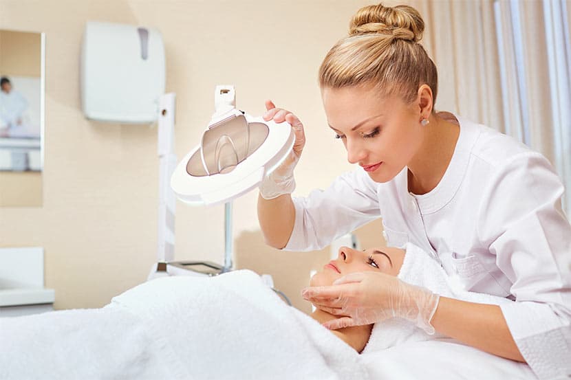 Skin Sanctuary: Rückzugsorte mit einem Hautarzt