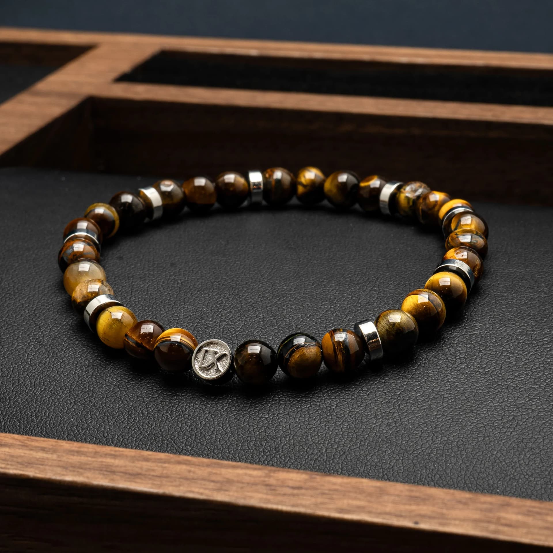 Dein persönlicher Glücksbringer: Tigerauge Armband