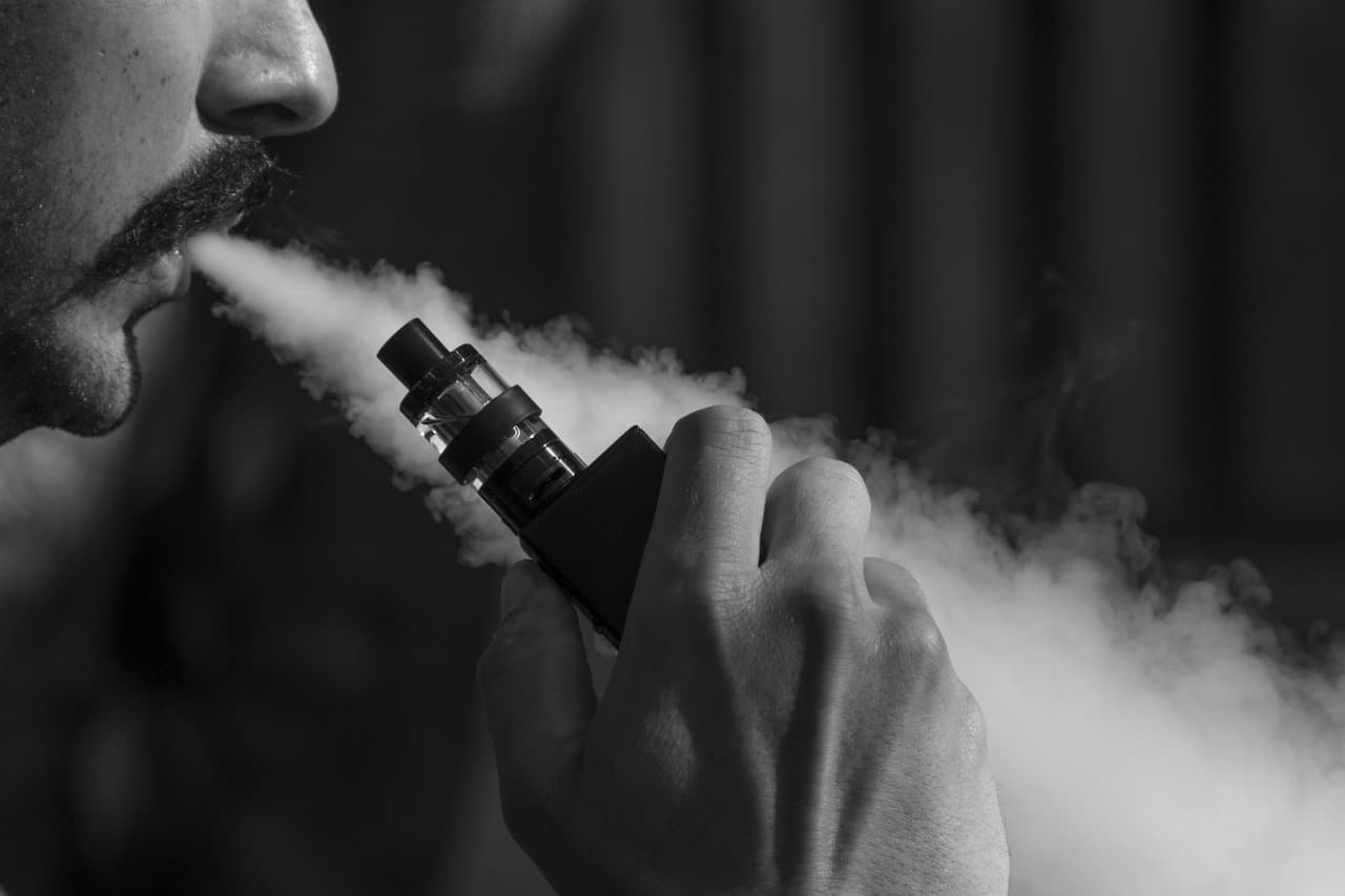Al Fakher Crown Bar 8000 – Qualität trifft Geschmack!