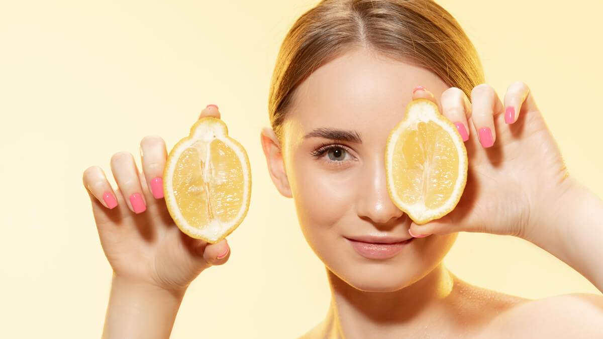 Easily Remove Dark Spots: Lemon Juice's Gentle Touch