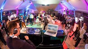 Tauche ein in die Welt von DJ-Salzburg: Sounds of the City